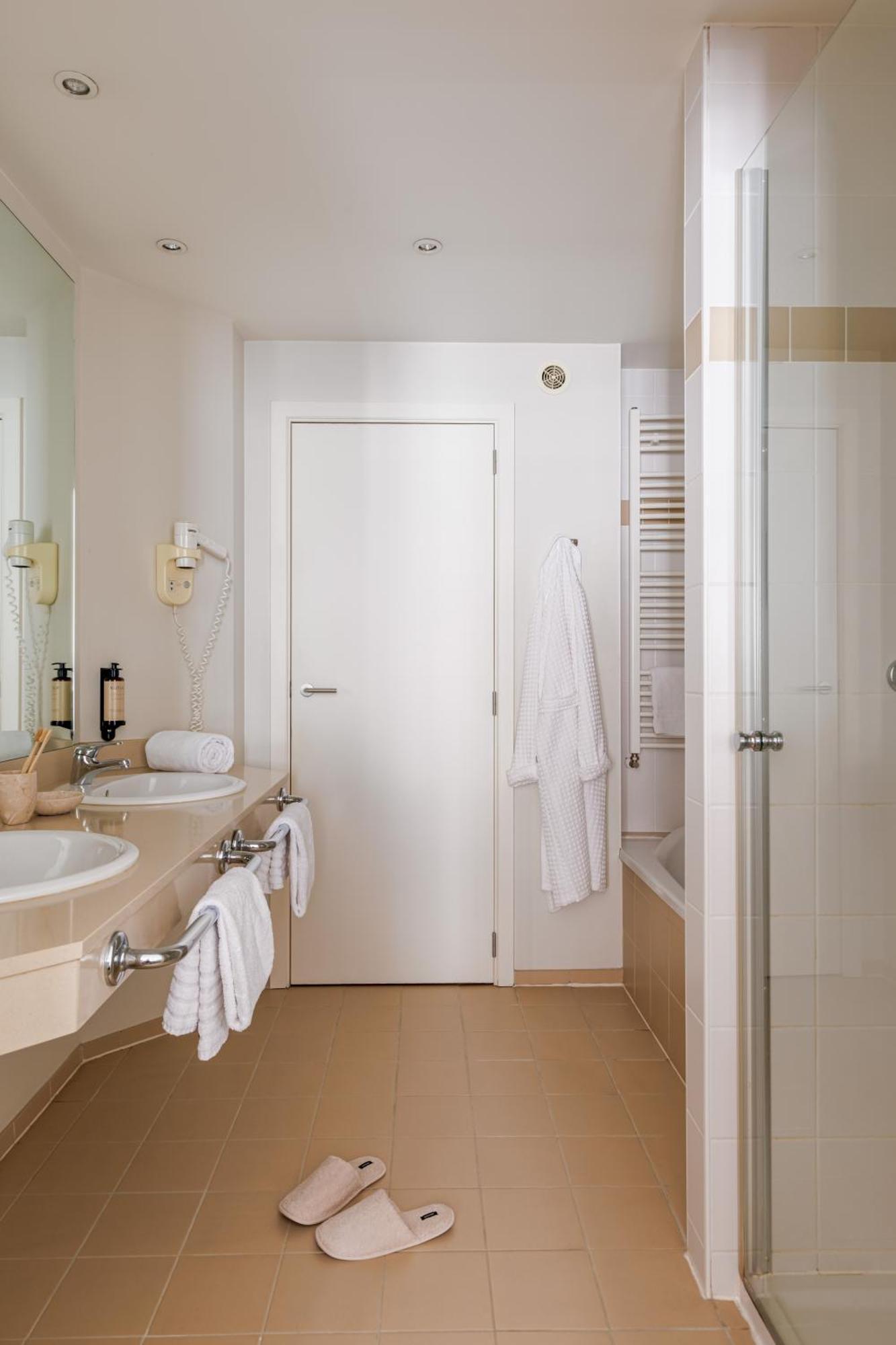 Hotel Aazaert By Wp Hotels Blankenberge Eksteriør bilde