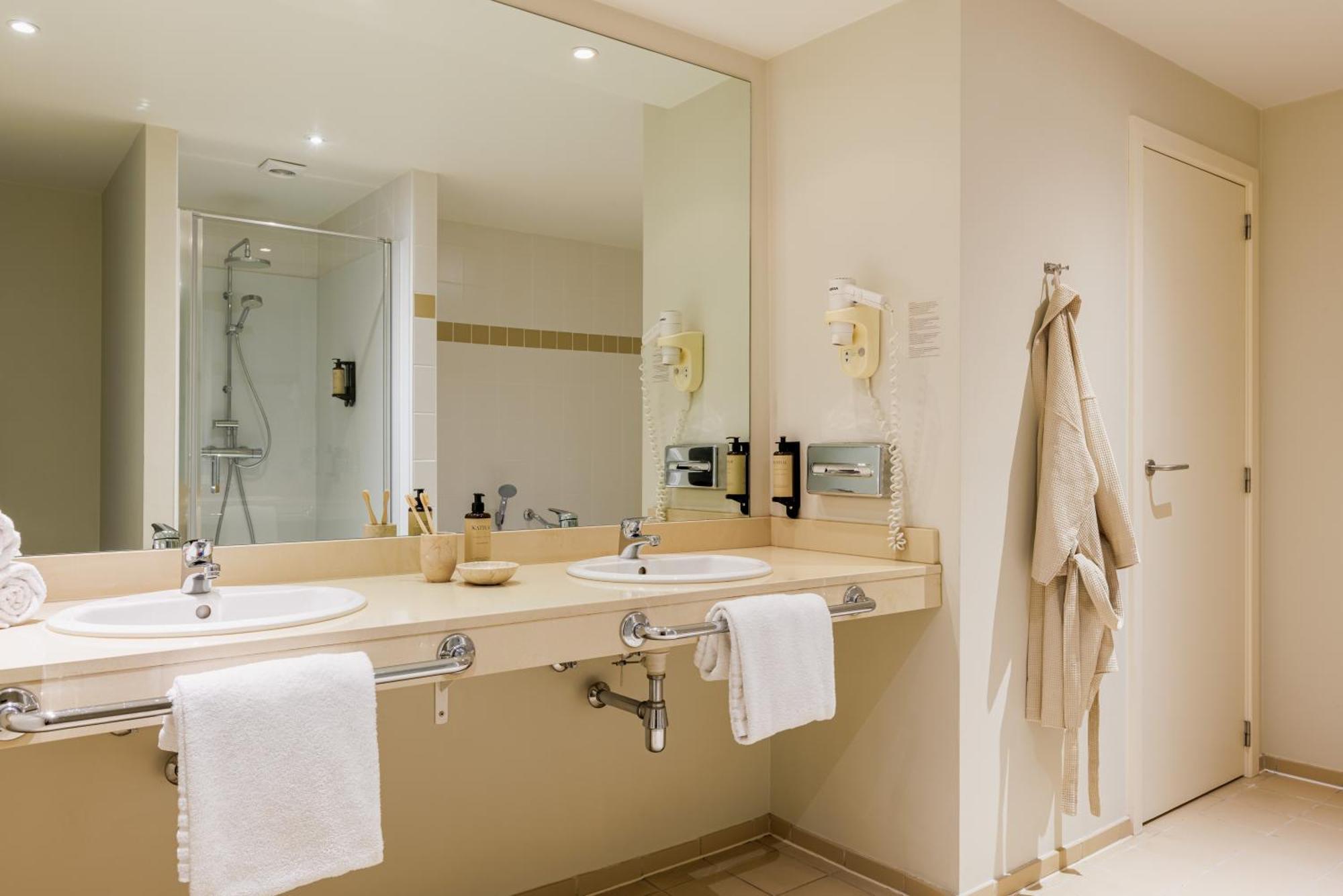 Hotel Aazaert By Wp Hotels Blankenberge Eksteriør bilde